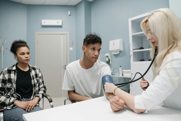 15. Chirurgie esthétique chez les adolescents : questions d'éthique et de santé